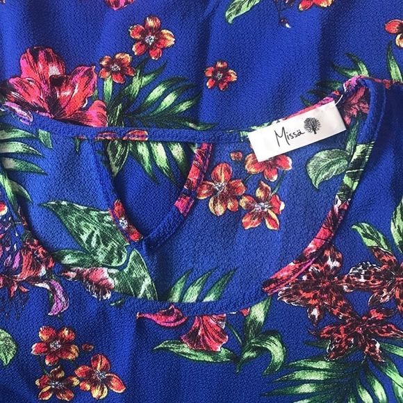 Floral Blue Blouse - Picture 7 of 8